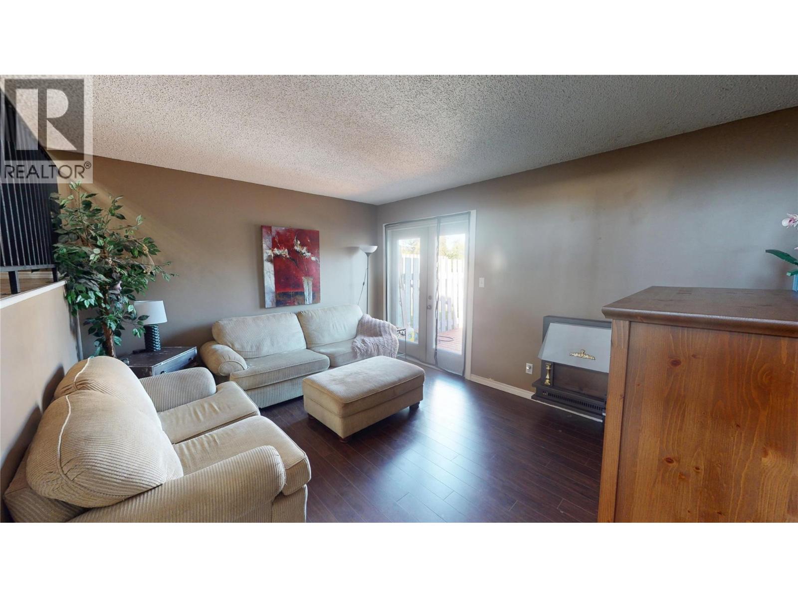 2326 3rd Street S - 12