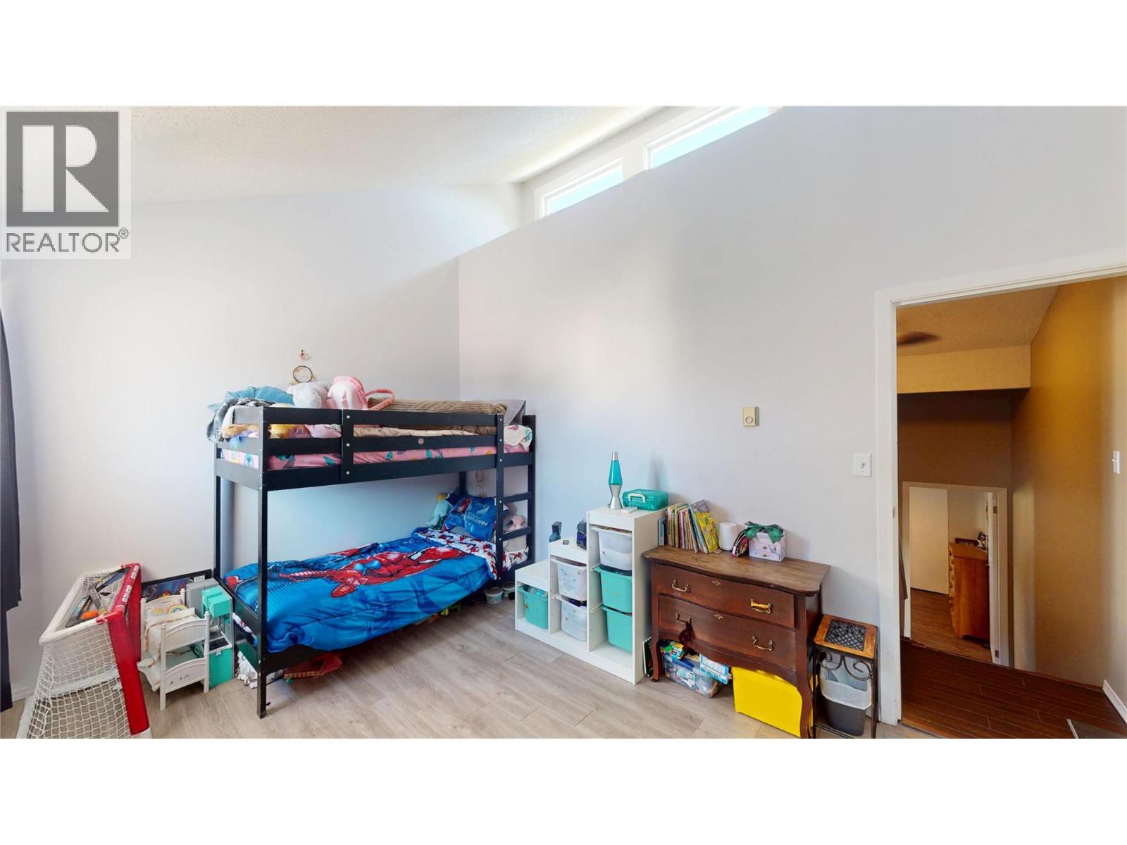 2326 3rd Street S - 18
