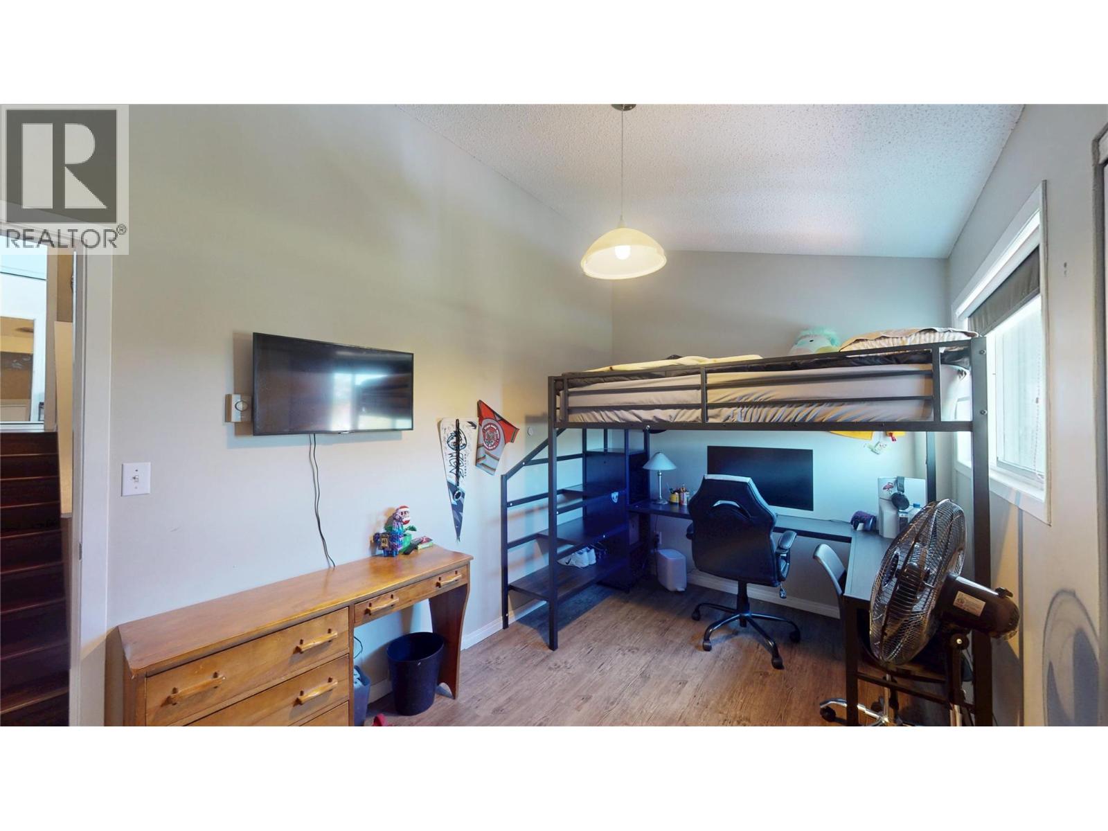 2326 3rd Street S - 23