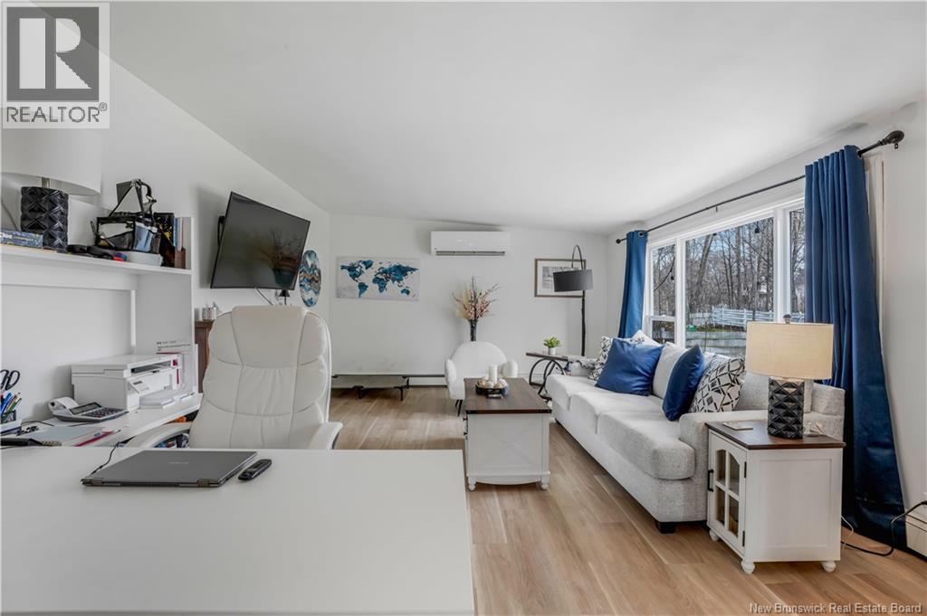 285 Winslow Street - 13