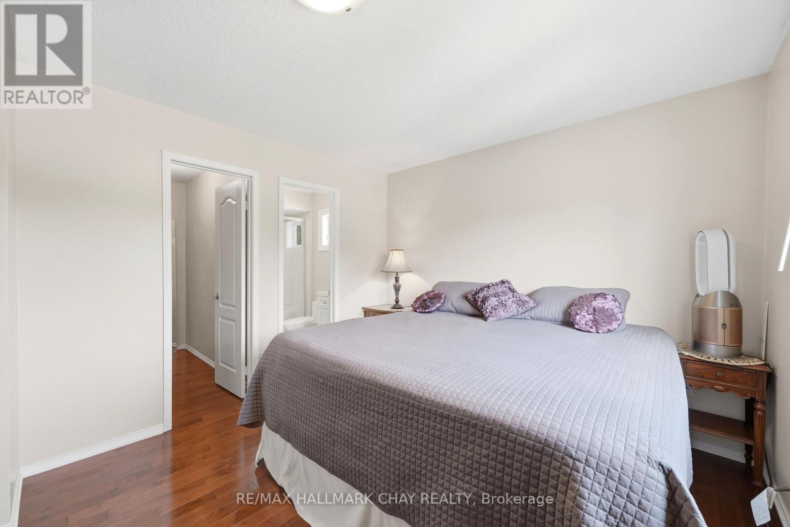 14 DUGDALE AVENUE - 23