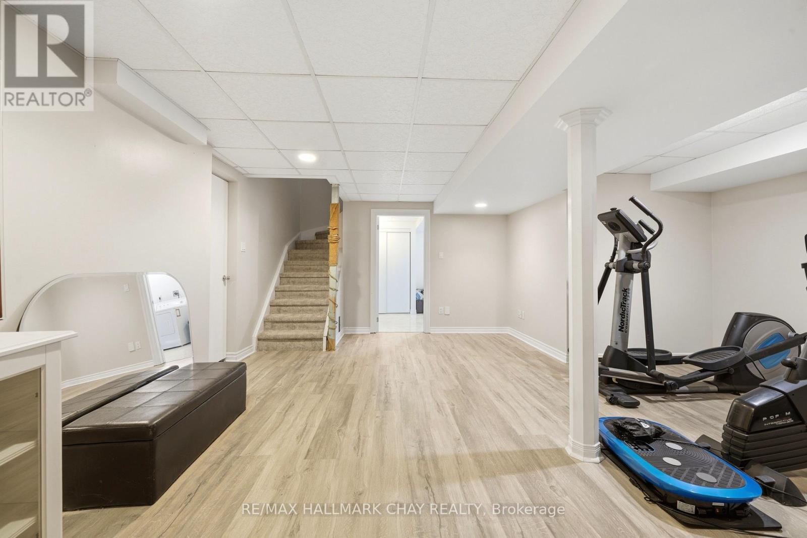 14 DUGDALE AVENUE - 32