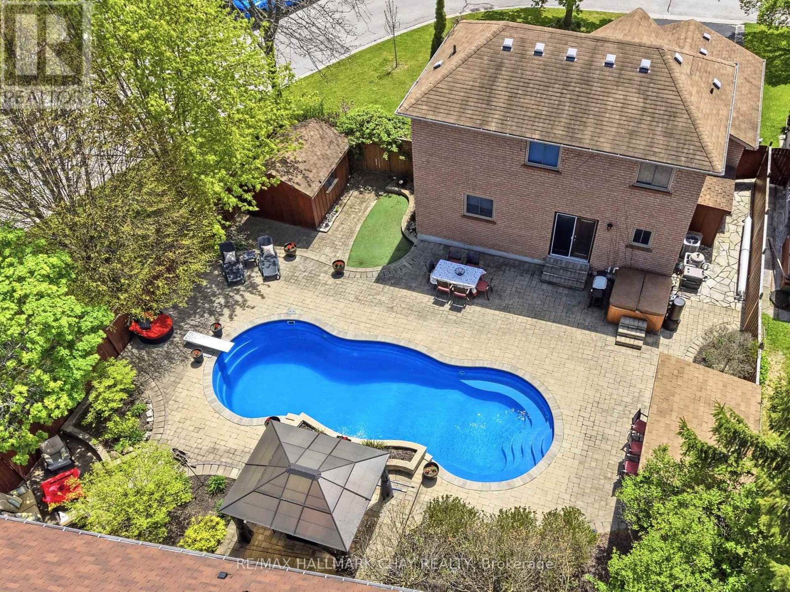 14 DUGDALE AVENUE - 4