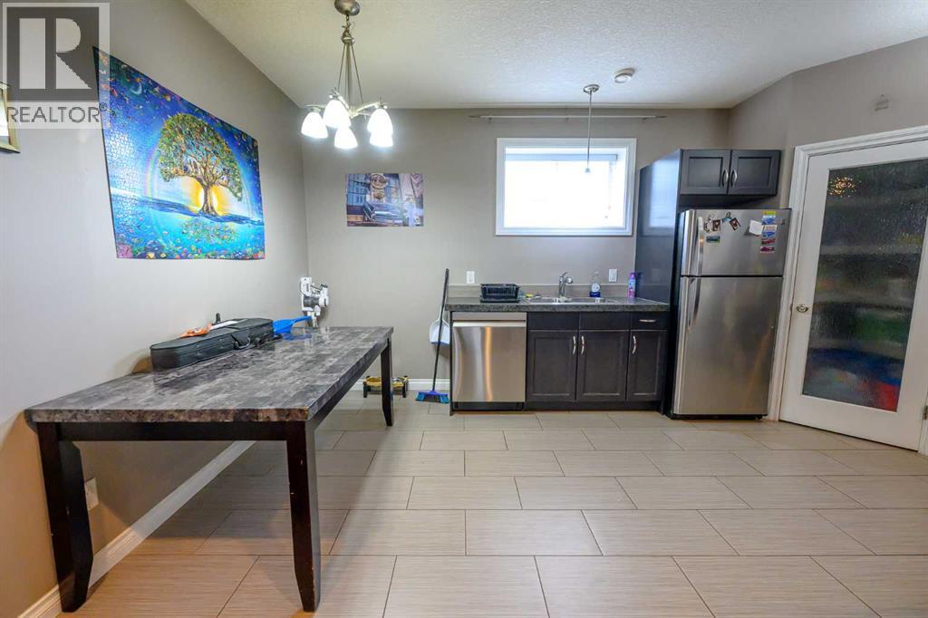 11514 75 Avenue - 27
