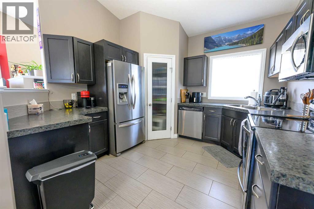 11514 75 Avenue - 7