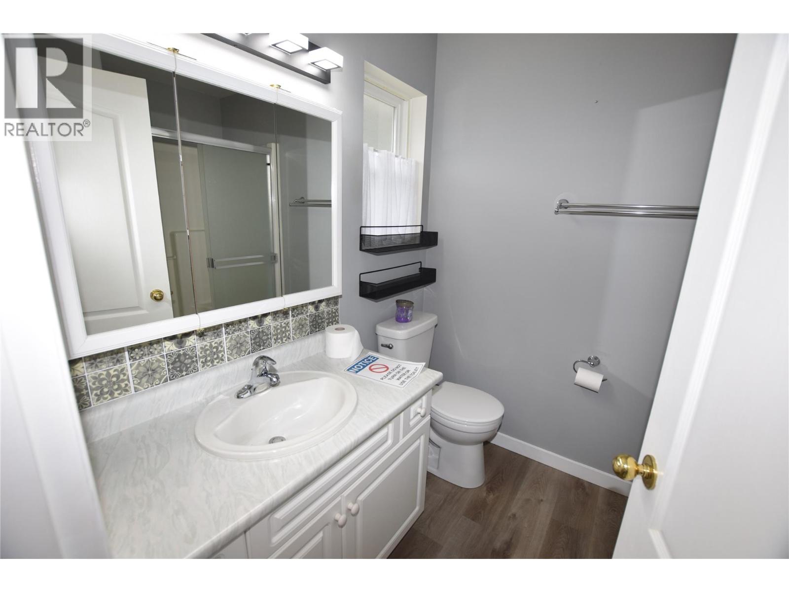 145 Falcon Avenue - 30
