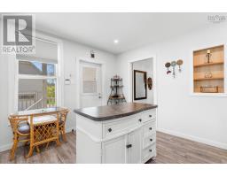 99 Dufferin Street, Bridgewater, NS B4V2G4 Photo 16