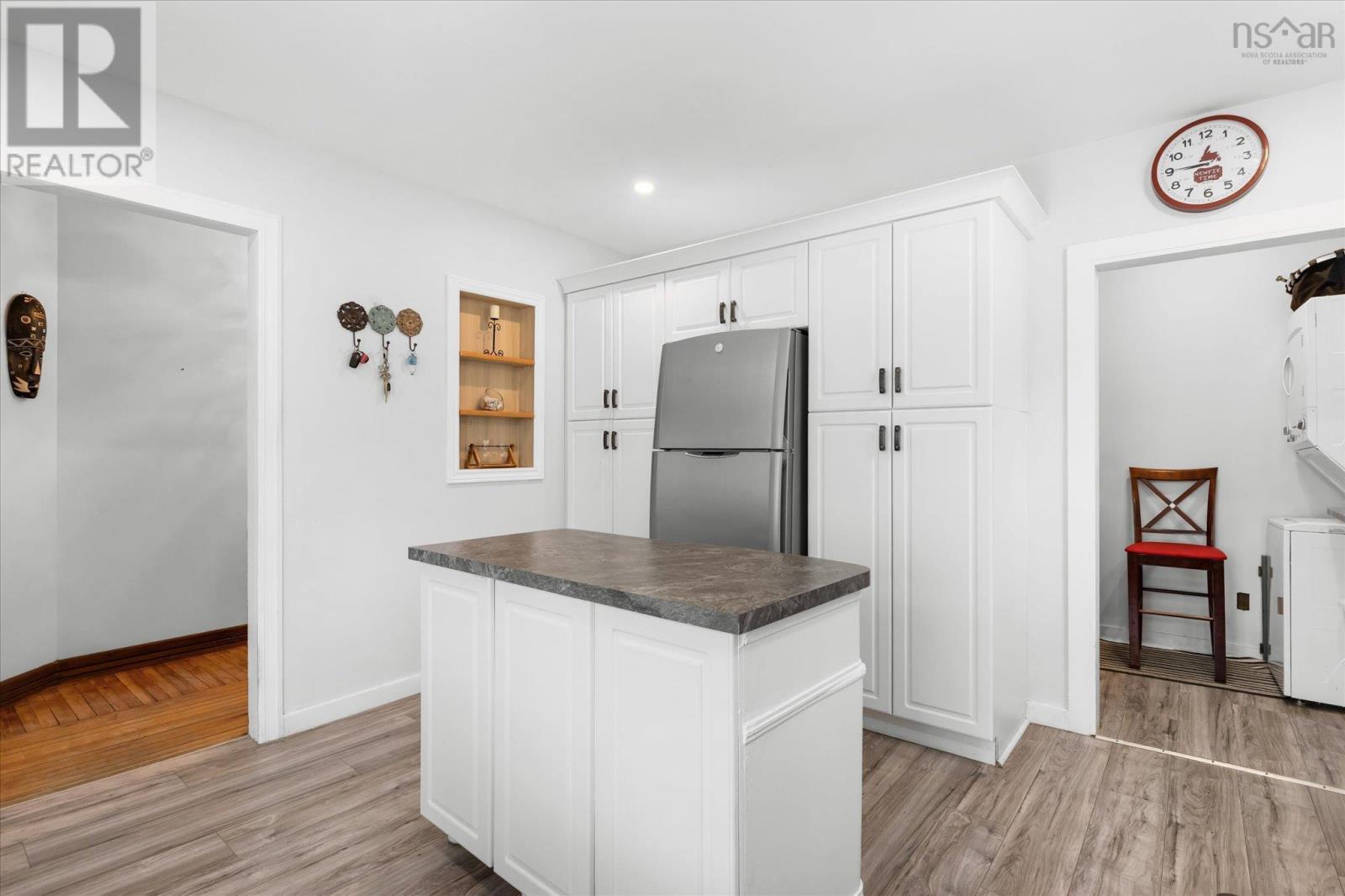 99 Dufferin Street - 17