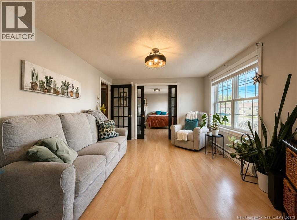 319 Raymond Avenue - 17