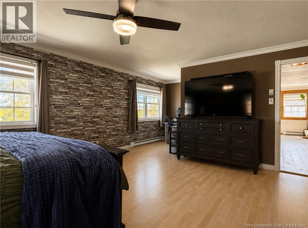319 Raymond Avenue - 25