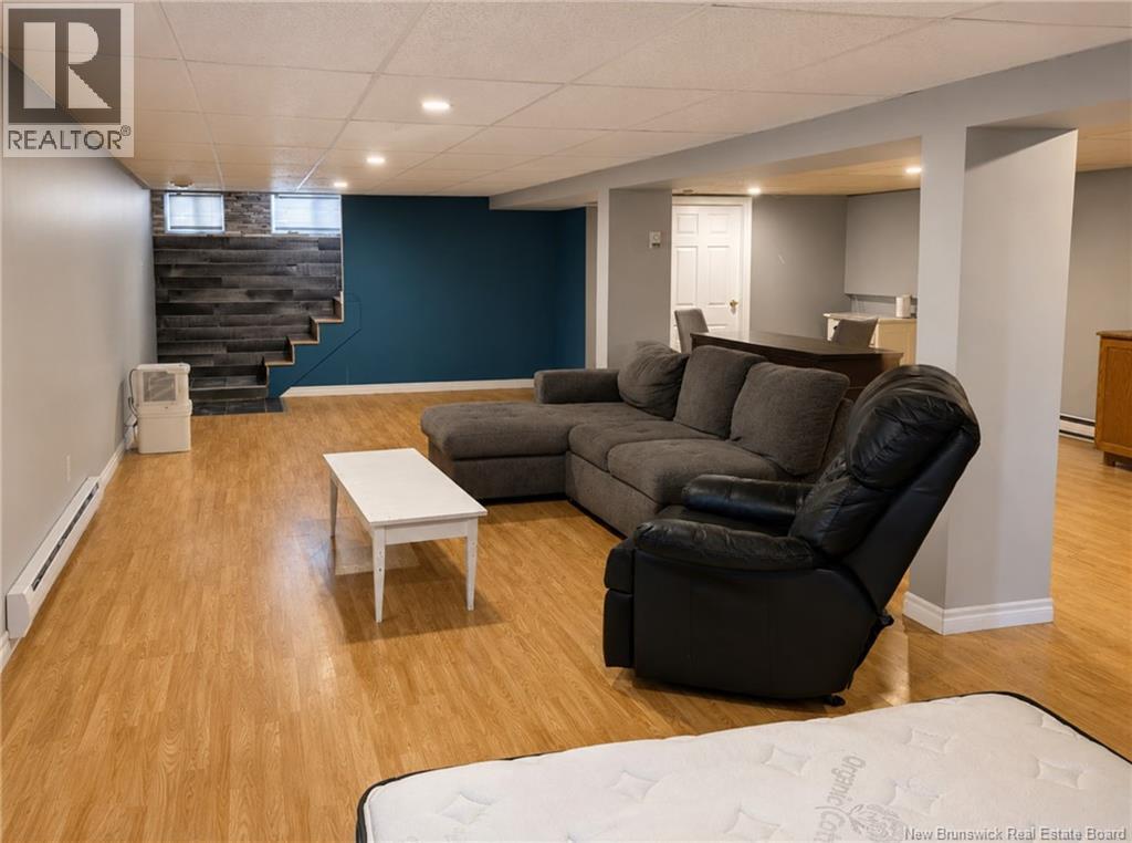 319 Raymond Avenue - 34