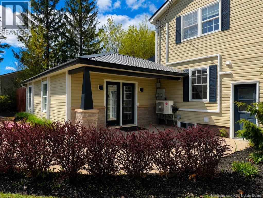 319 Raymond Avenue - 36