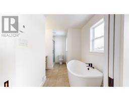 36 Mayfair Avenue thumbnail 13
