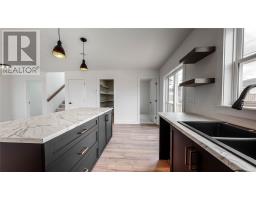 36 Mayfair Avenue thumbnail 6