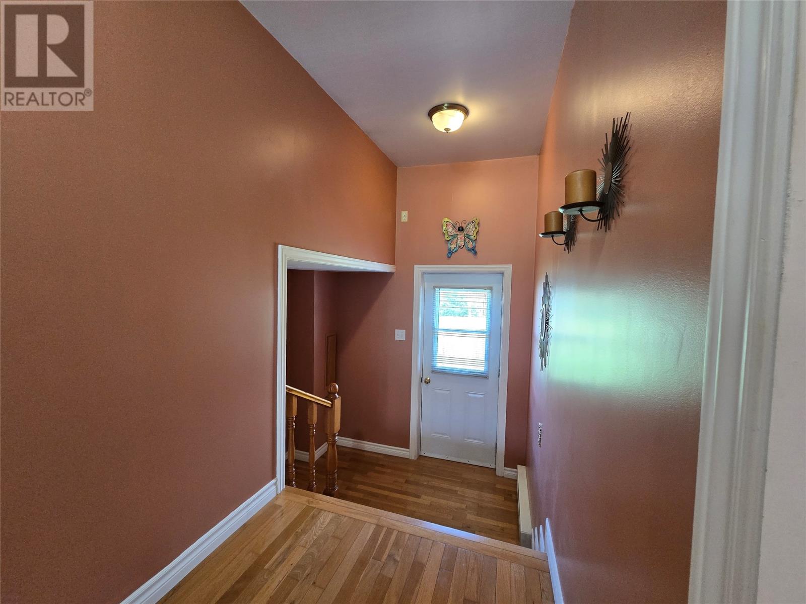 373 Main Street - 17