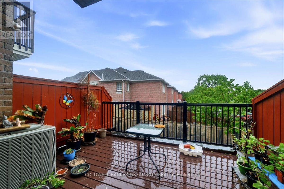 559 MIDLAND AVENUE - 33