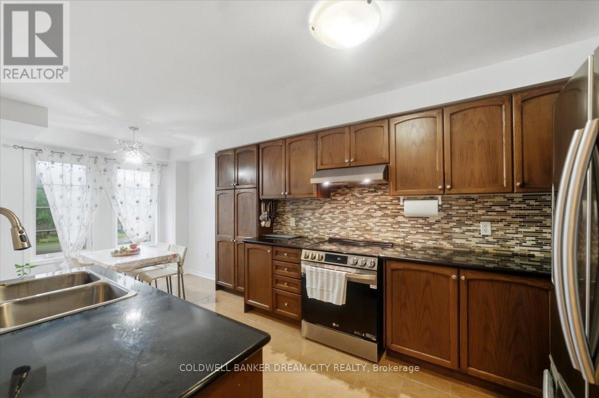 559 MIDLAND AVENUE - 7