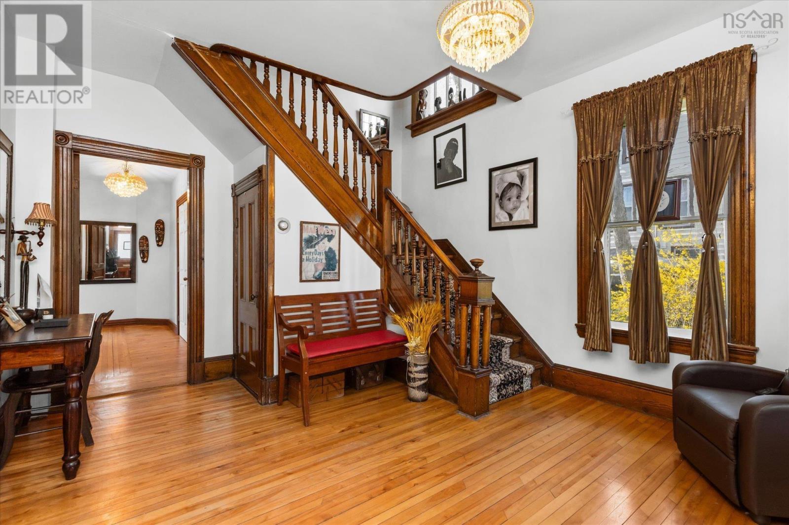 99 Dufferin Street - 8