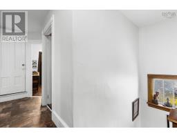 99 Dufferin Street, Bridgewater, NS B4V2G4 Photo 18