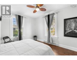 99 Dufferin Street, Bridgewater, NS B4V2G4 Photo 22
