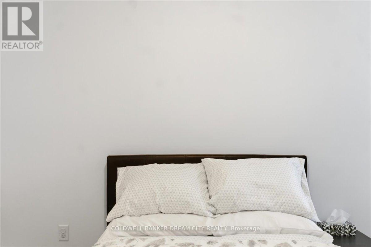 559 MIDLAND AVENUE - 28