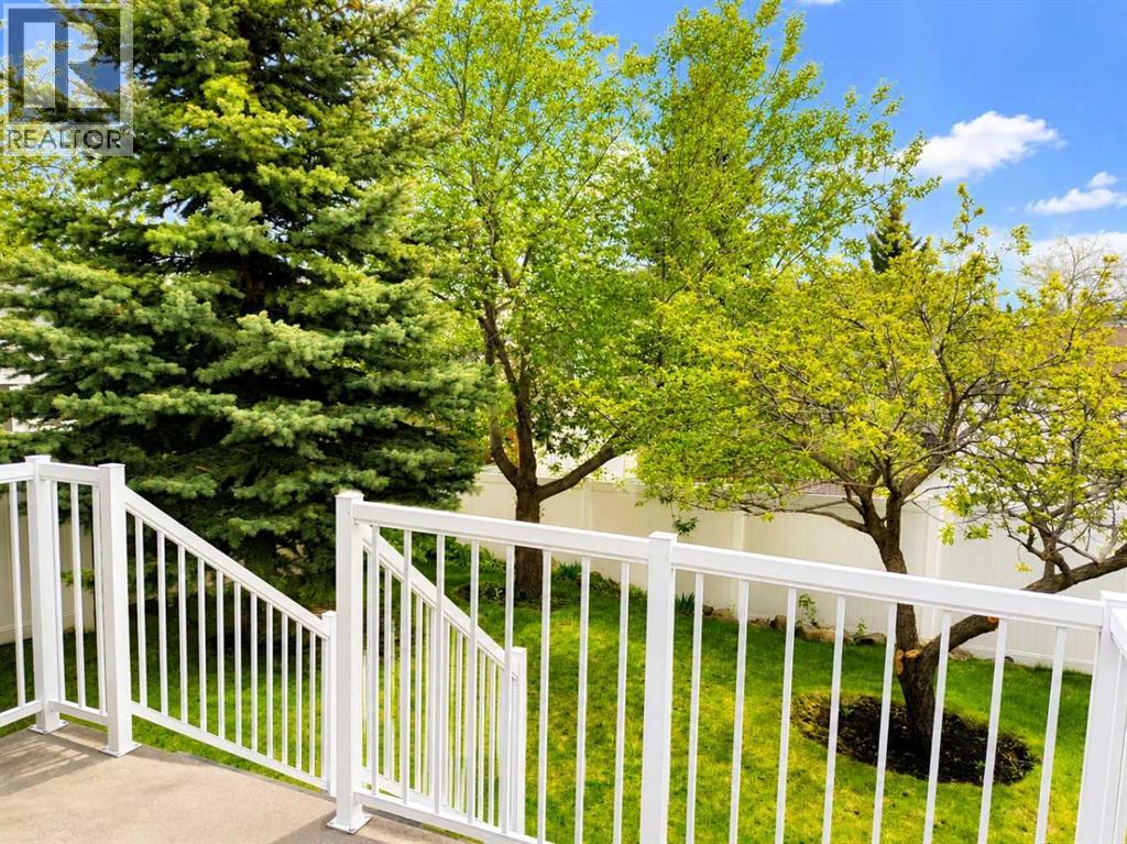 #6 72 Millside Drive SW - 5