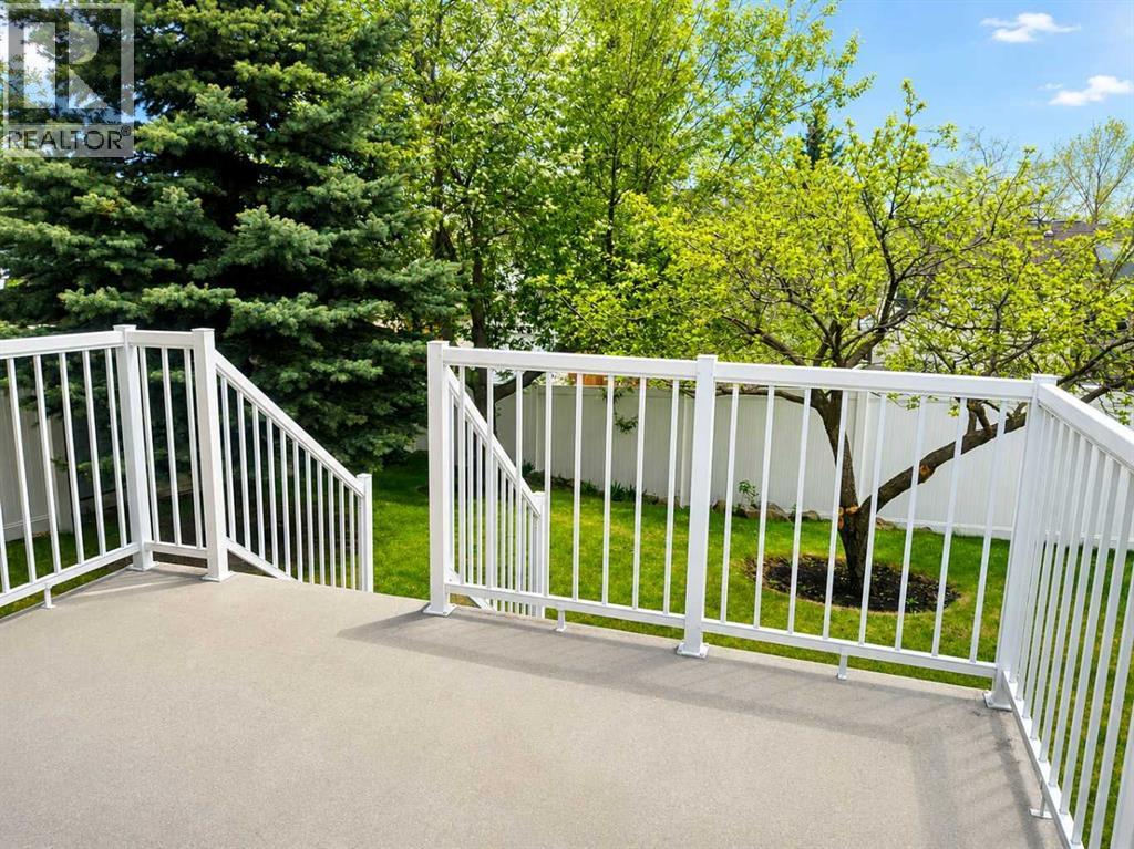 #6 72 Millside Drive SW - 6