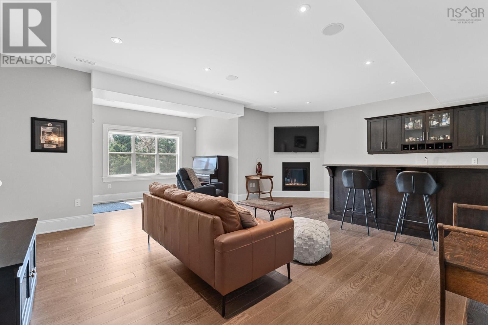 51 Pebblecreek Crescent - 38