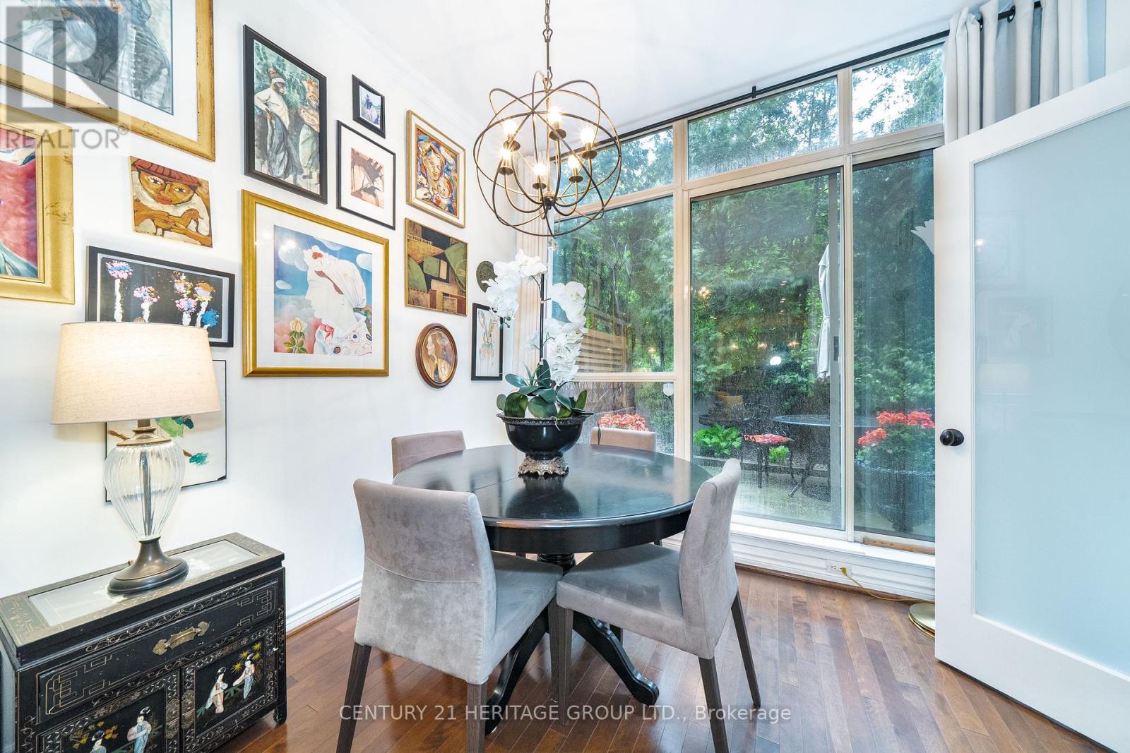 #146 24 SOUTHPORT STREET - 13