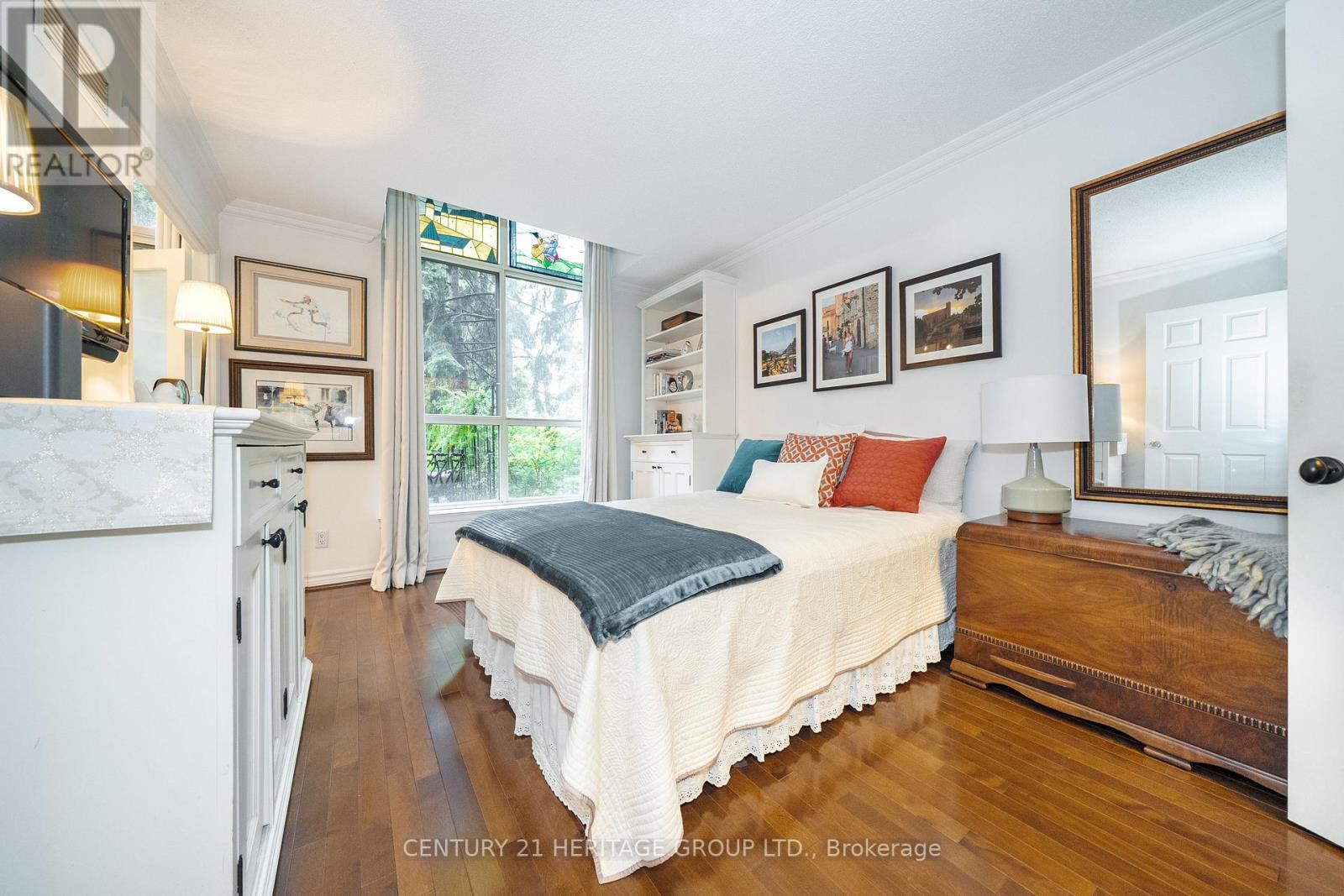 #146 24 SOUTHPORT STREET - 17
