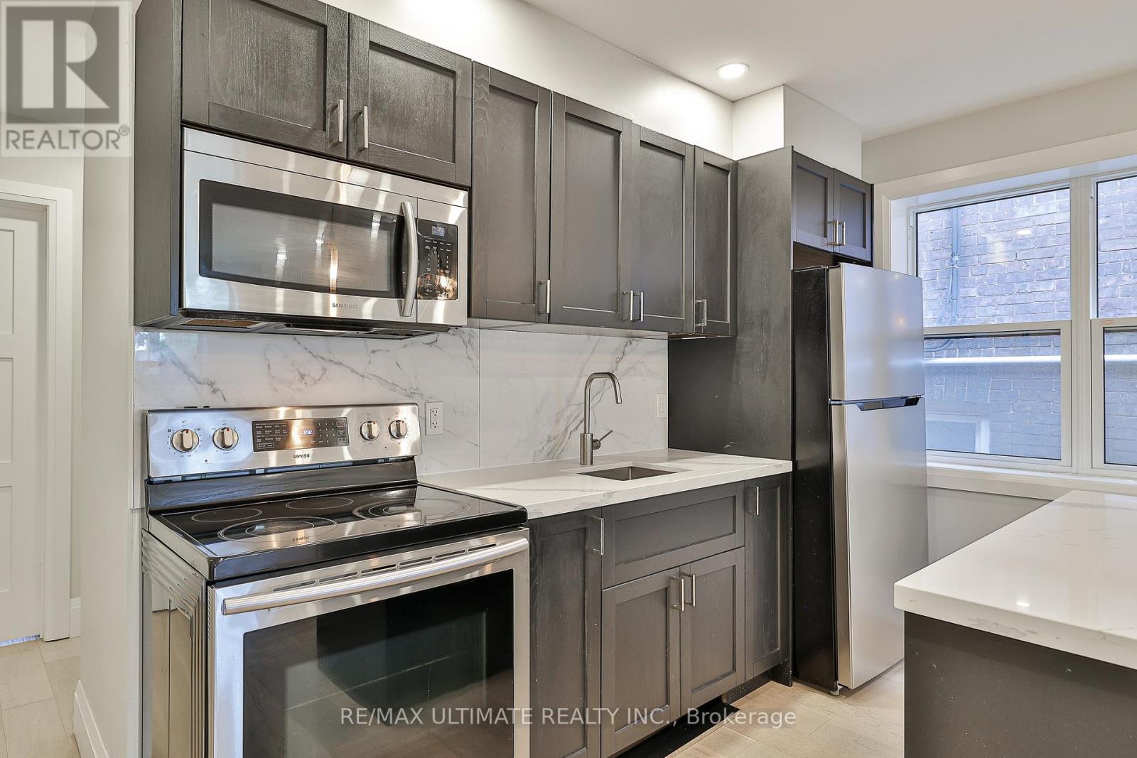 8 GRAFTON AVENUE - 13