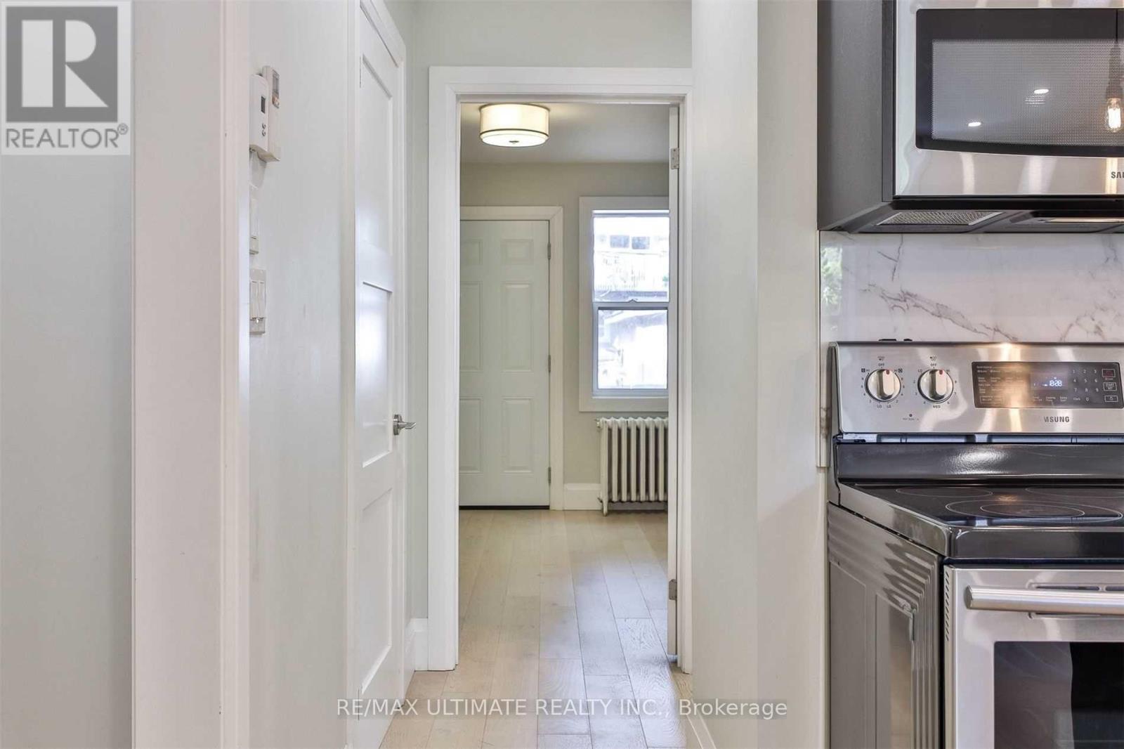 8 GRAFTON AVENUE - 41