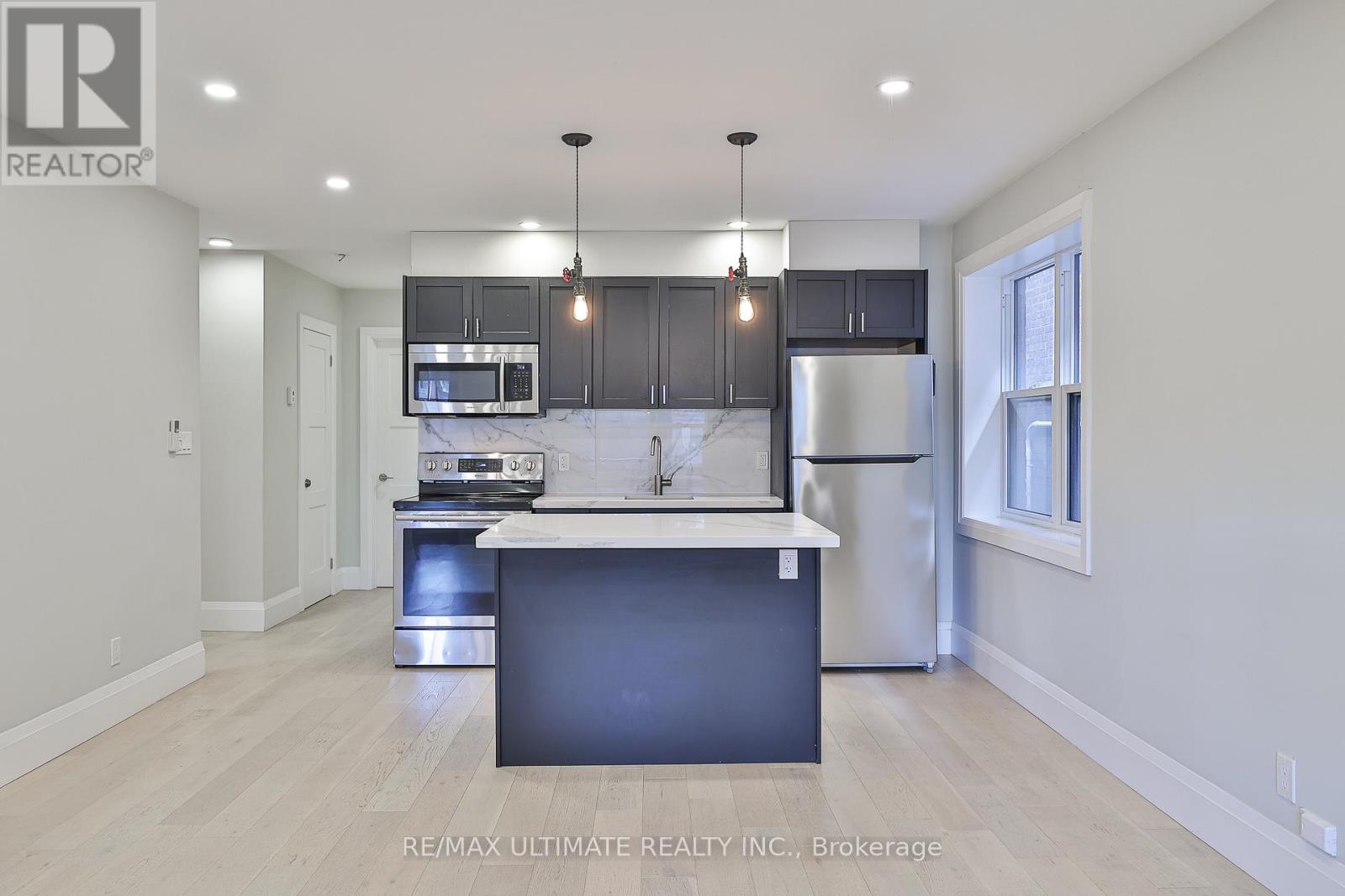 8 GRAFTON AVENUE - 7