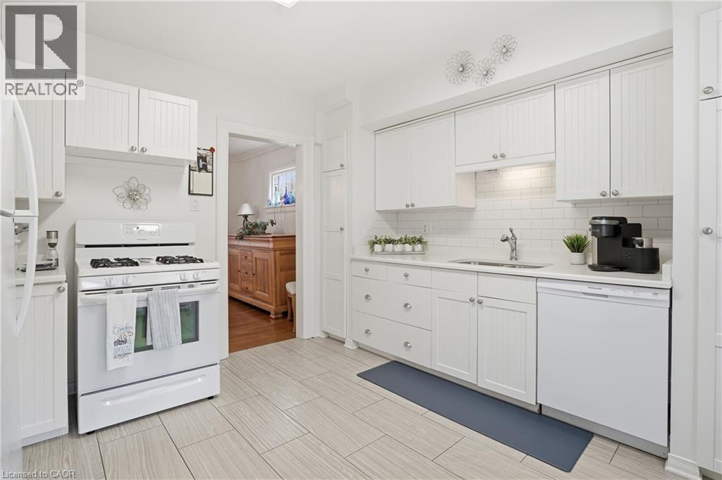 334 SUGARLOAF Street - 12