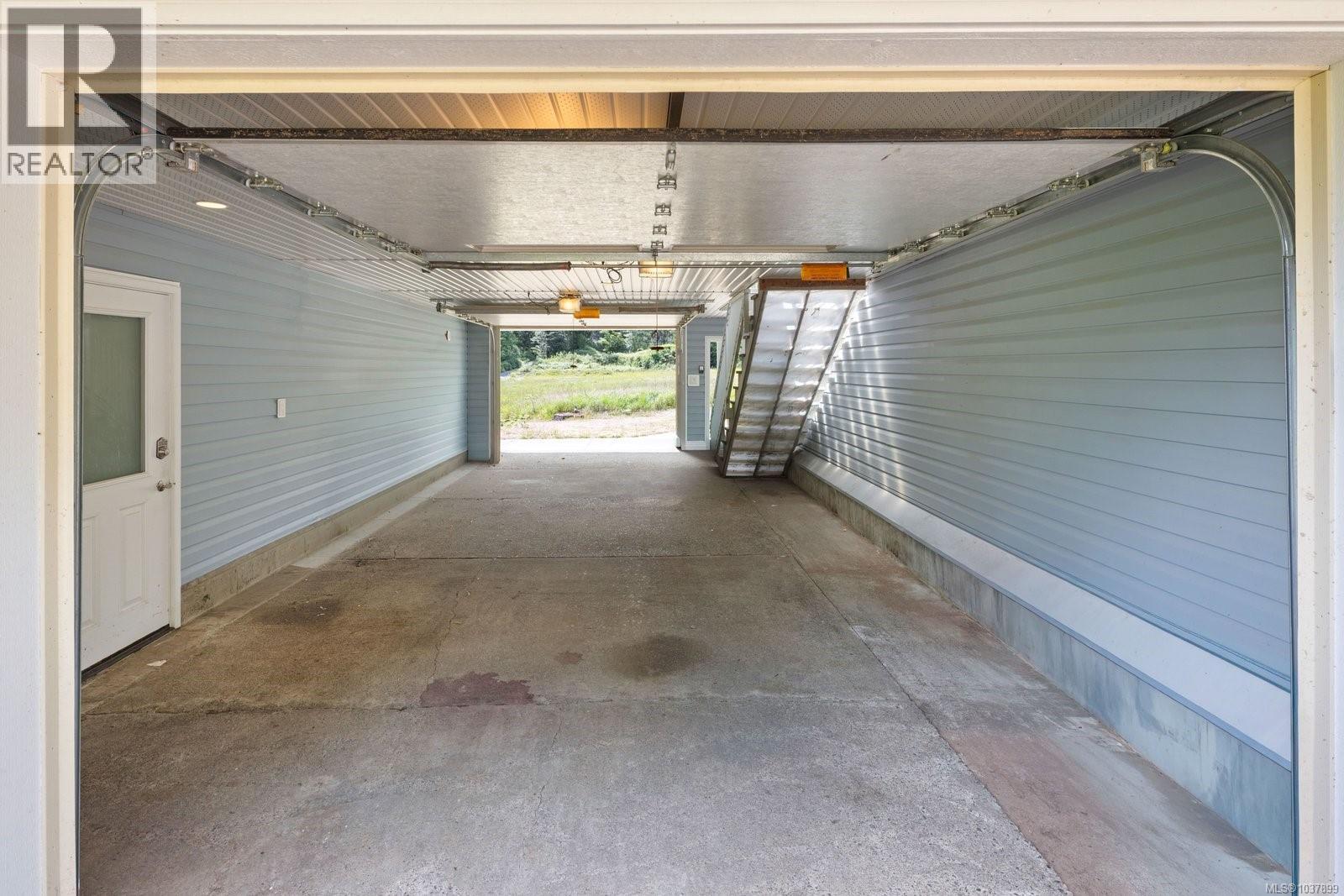 1219 Maple Ave N - 39