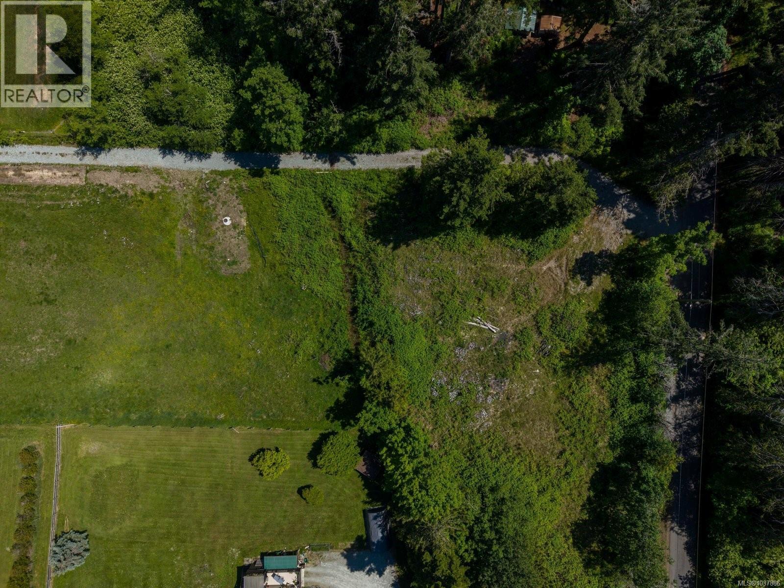 1220 Clayton Rd, North Saanich