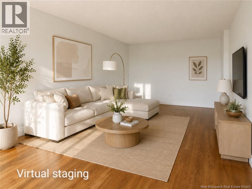 #304 310 Woodward Avenue - 7
