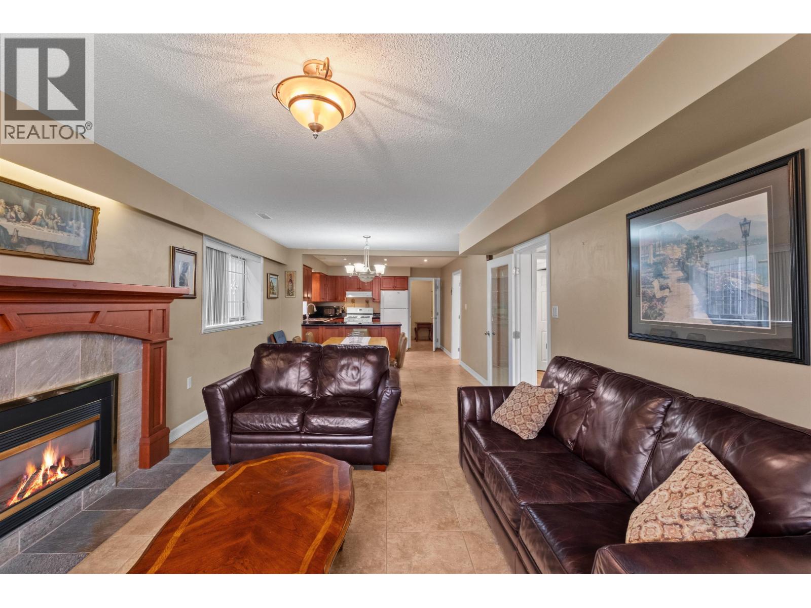 4 Bed, 2 Bath House for Sale in Vancouver – 2663 DUNDAS STREET, Vancouver - Image 22