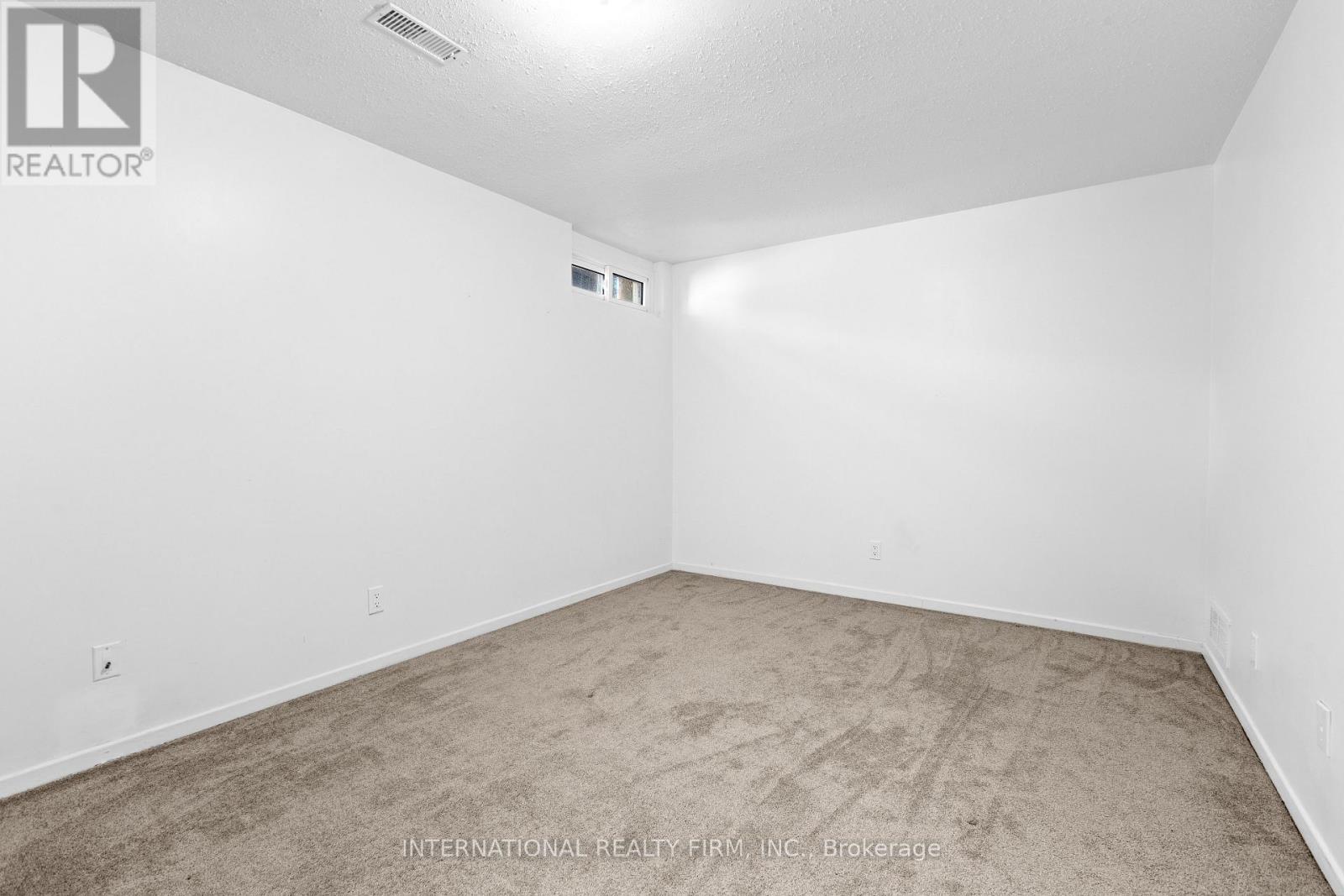 116 MCCLINTOCK WAY - 28