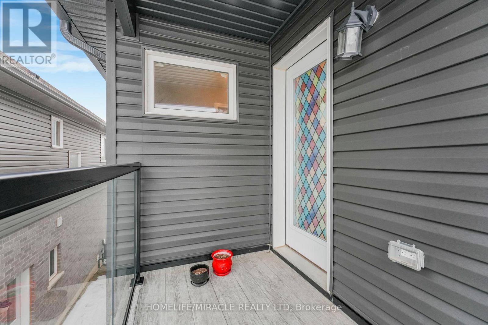 35 CAROLINE STREET - 30
