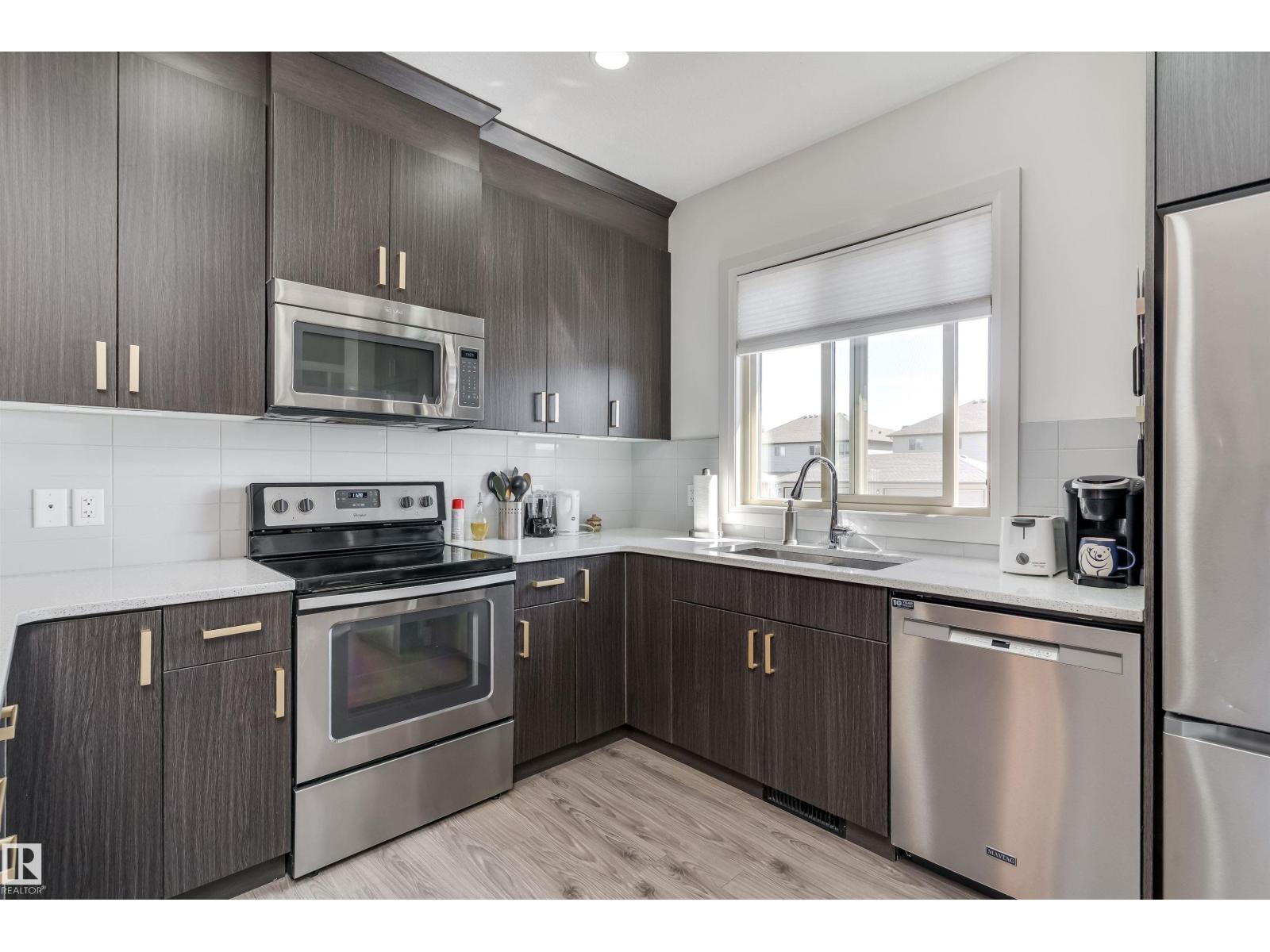 36 GREENBURY MR — photo 10