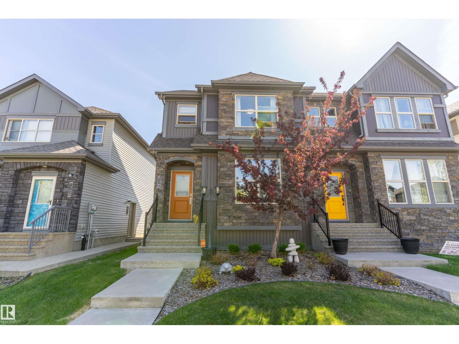 36 GREENBURY MR exterior