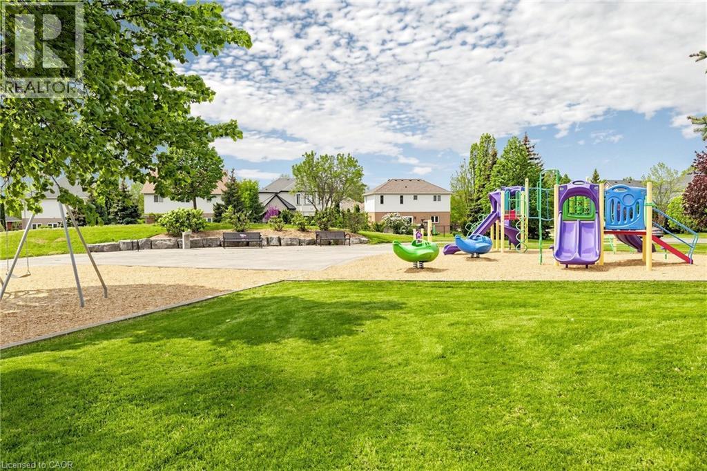 4176 SAUNDERS Crescent - 46