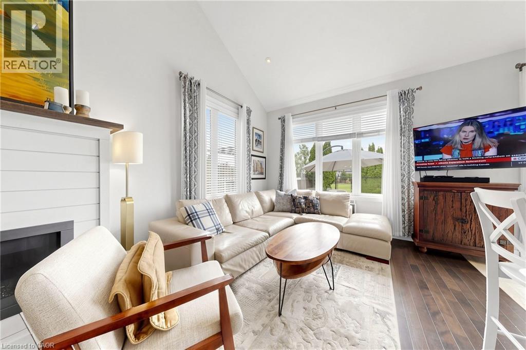 4176 SAUNDERS Crescent - 9