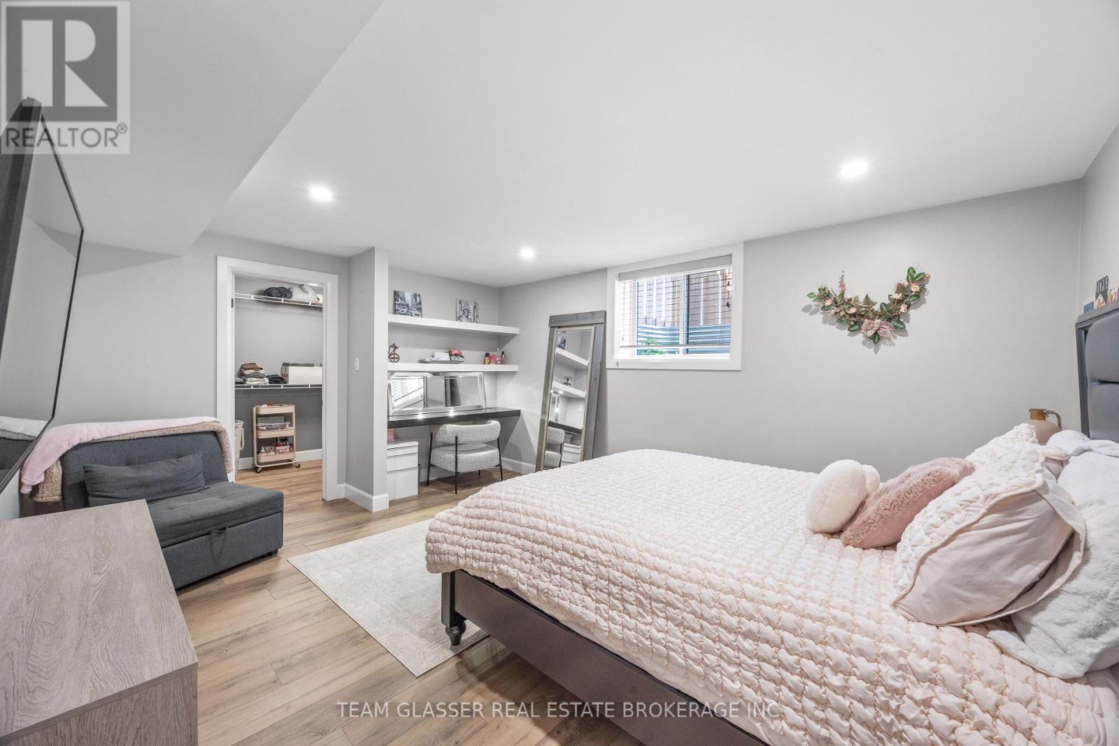 6566 FRENCH AVENUE - 32