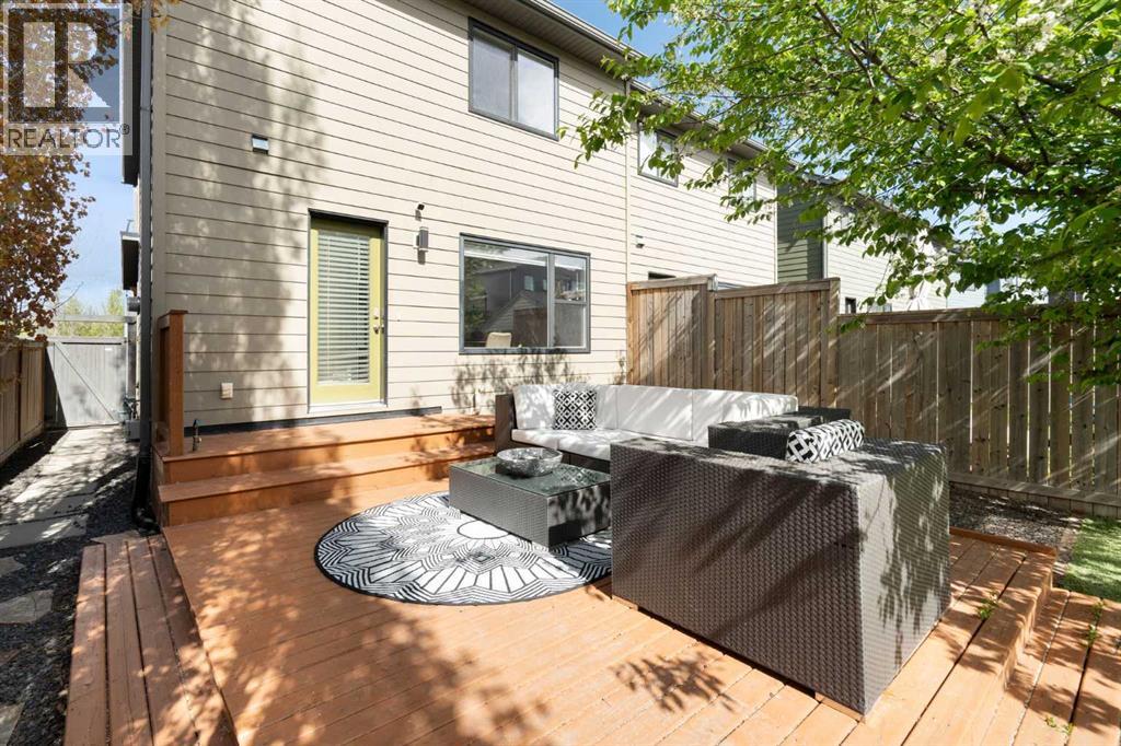 35 Walden Terrace SE - 32