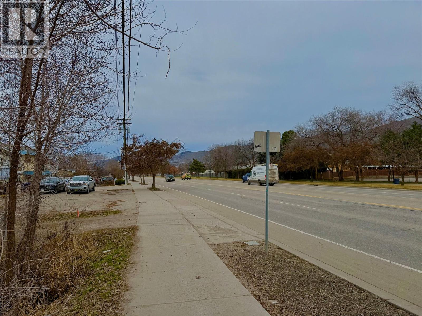 3708 25 Avenue - 6
