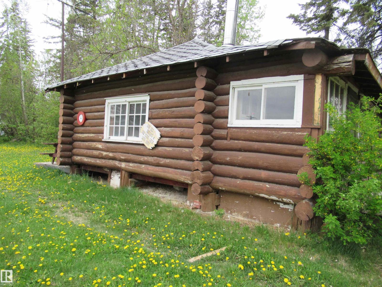 5817 49 ST - 2