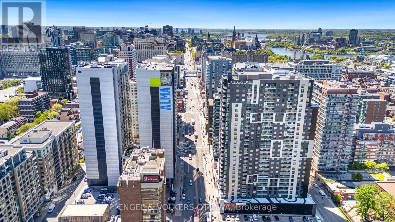 #202 200 RIDEAU STREET - 48