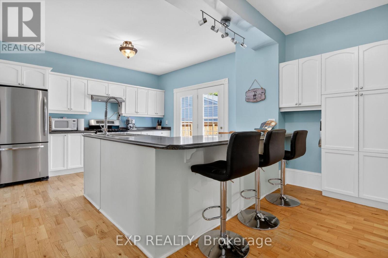 172 MIGUEL STREET - 14